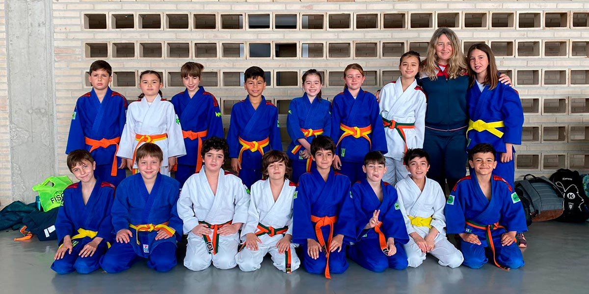 Participantes en el Campeonato navarro de judo