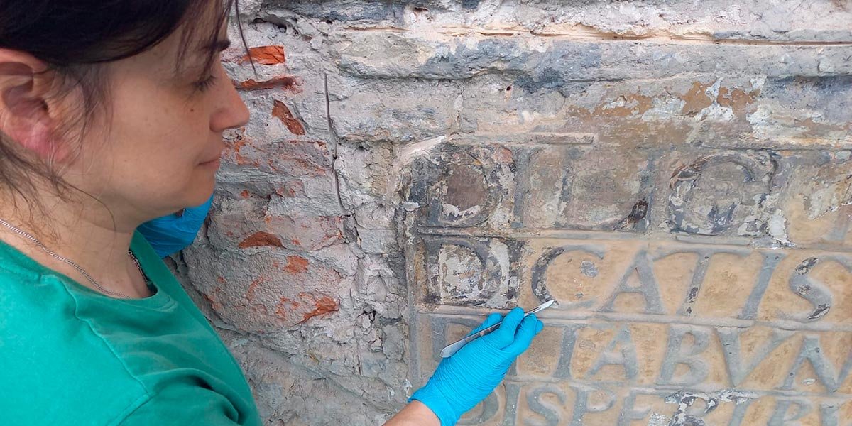 Restaurando la fachada del Ayuntamiento de Tarazona