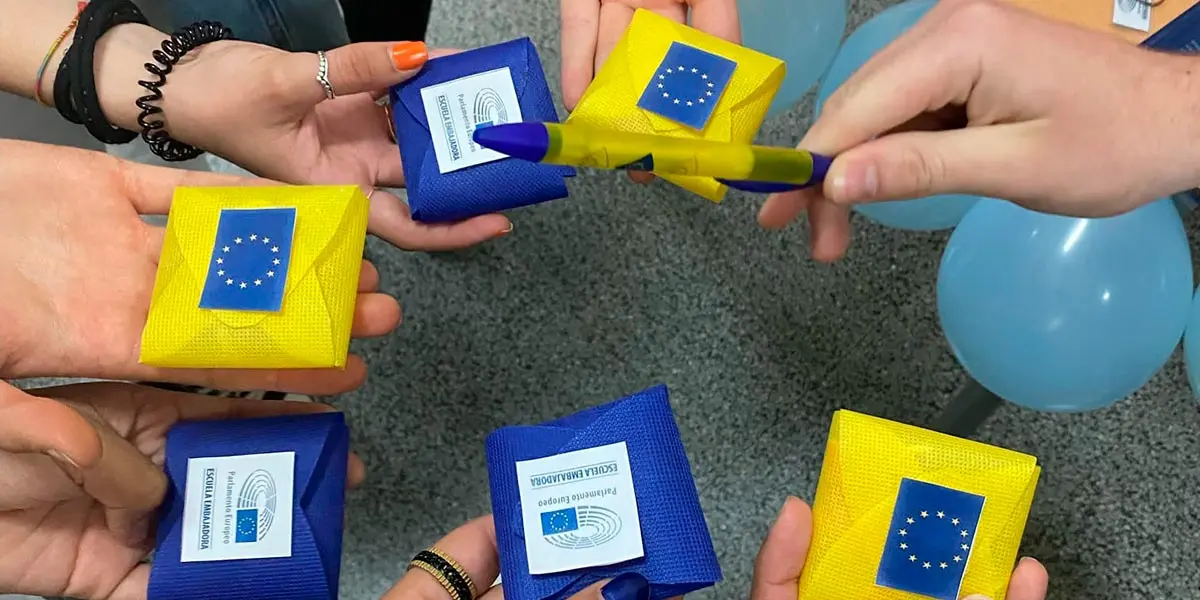 Alumnos de la ETI en las Jornadas Europeas, charla de la eurodiputada Idoia Villanueva