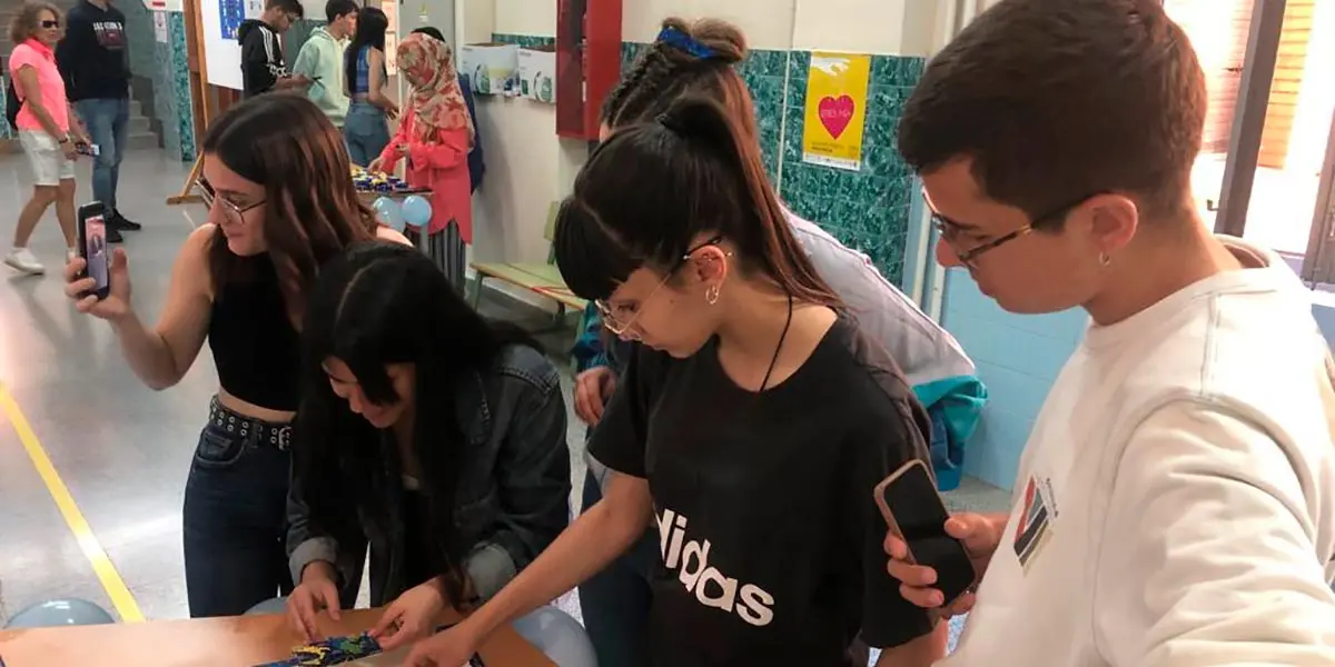 Alumnos de la ETI en las Jornadas Europeas, charla de la eurodiputada Idoia Villanueva