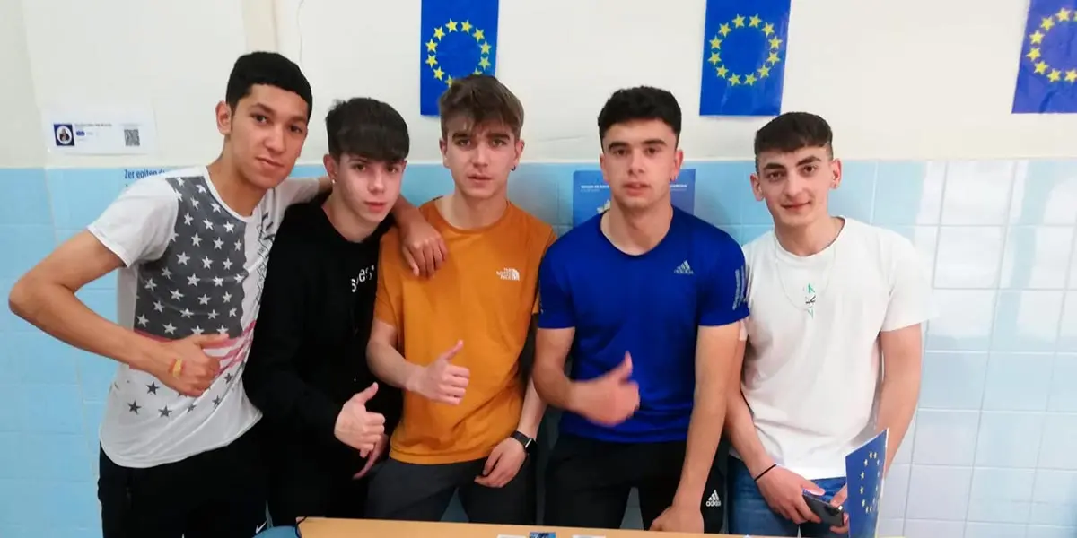 Alumnos de la ETI en las Jornadas Europeas, charla de la eurodiputada Idoia Villanueva