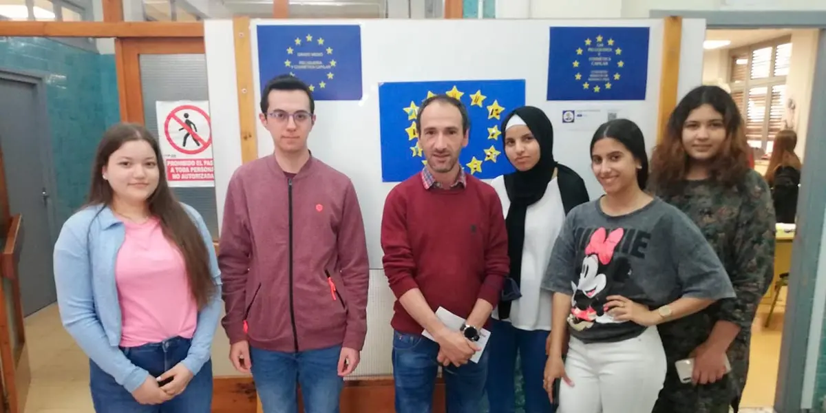 Alumnos de la ETI en las Jornadas Europeas, charla de la eurodiputada Idoia Villanueva