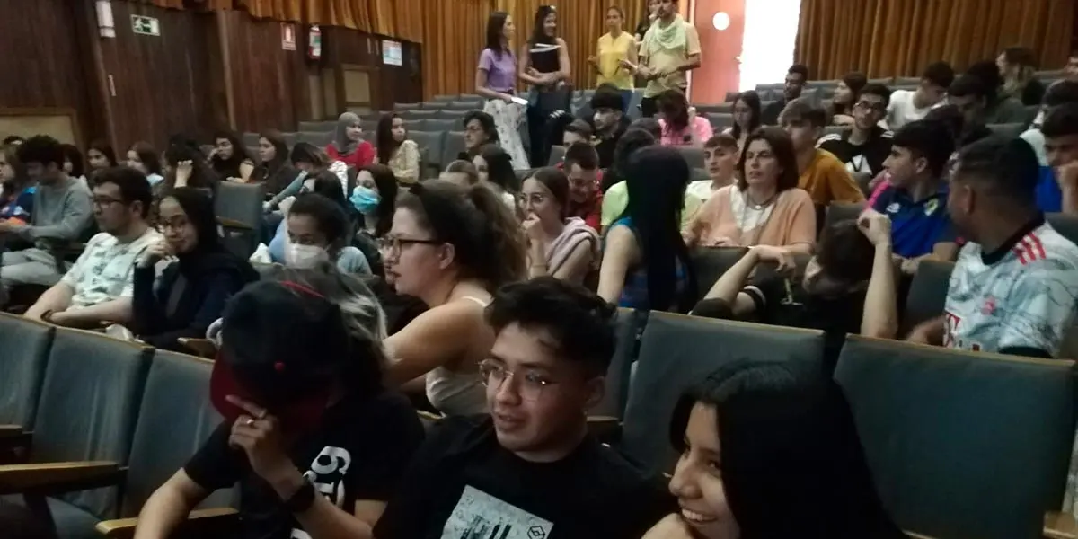 Alumnos de la ETI en las Jornadas Europeas, charla de la eurodiputada Idoia Villanueva