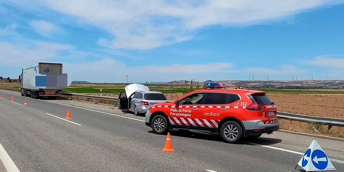 Polic&iacute;a Foral accidente A-68