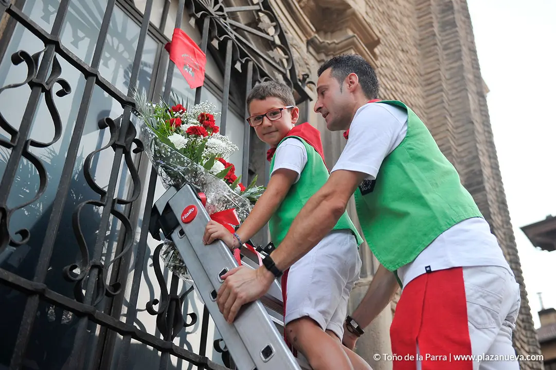 Imposici&oacute;n pa&ntilde;uelo rojo a Santa Ana, Fiestas Tudela 2022 - 4