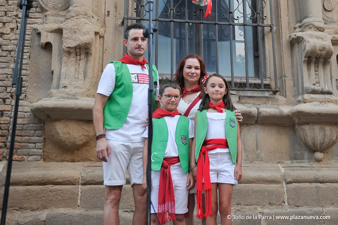 Imposici&oacute;n pa&ntilde;uelo rojo a Santa Ana, Fiestas Tudela 2022 - 5