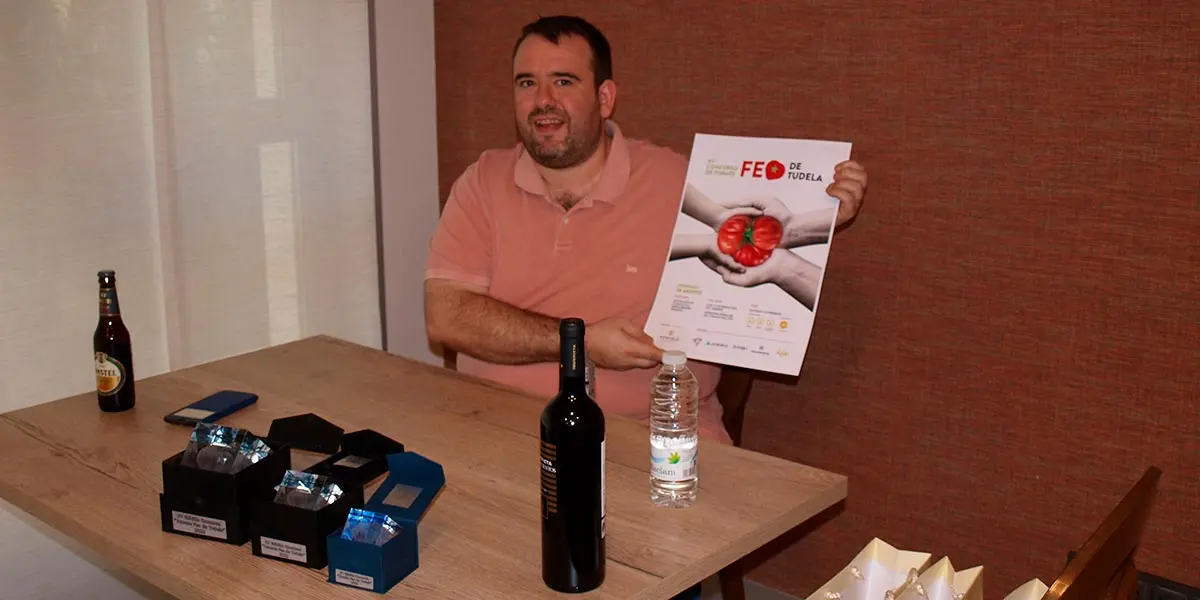 Luis Salcedo Remigio presentaci&oacute;n Tomate feo 2022