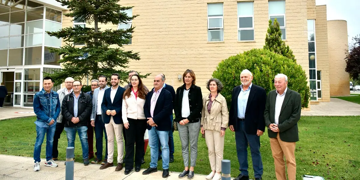 Alcaldes y alcaldesas socialistas de la zona comparecieron ante los medios de comunicaci&oacute;n