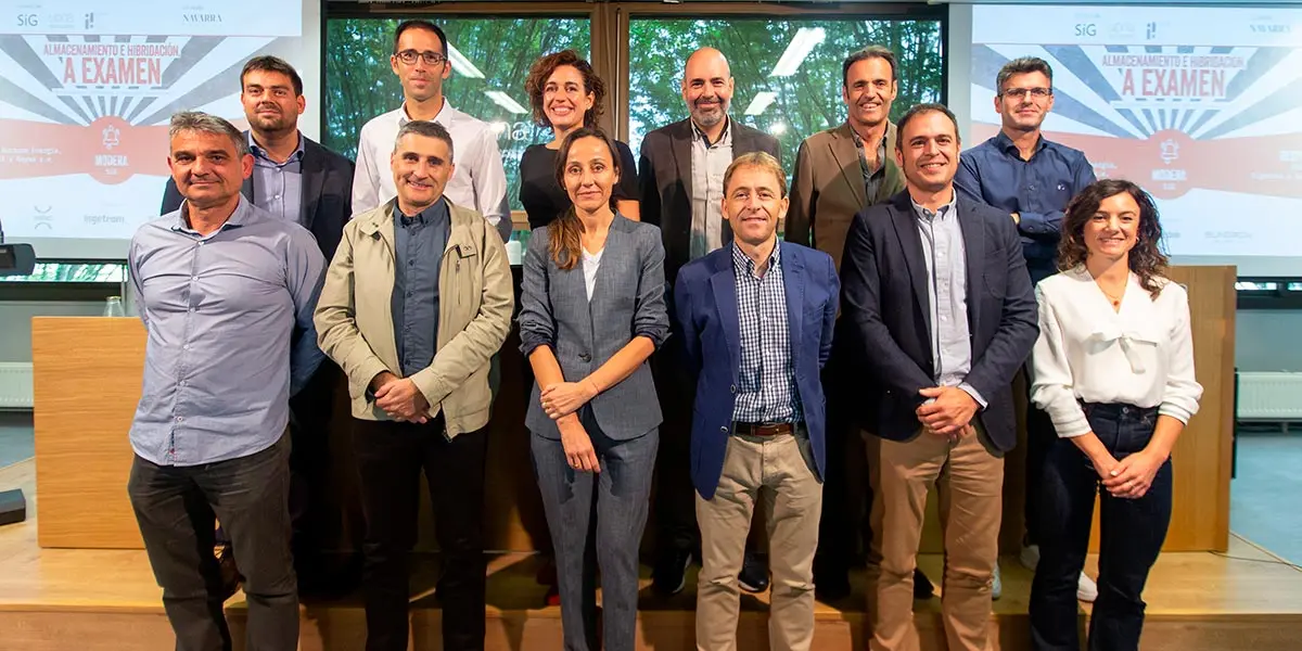 Representantes de varias empresas renovables se dieron cita para analizar el futuro del sector