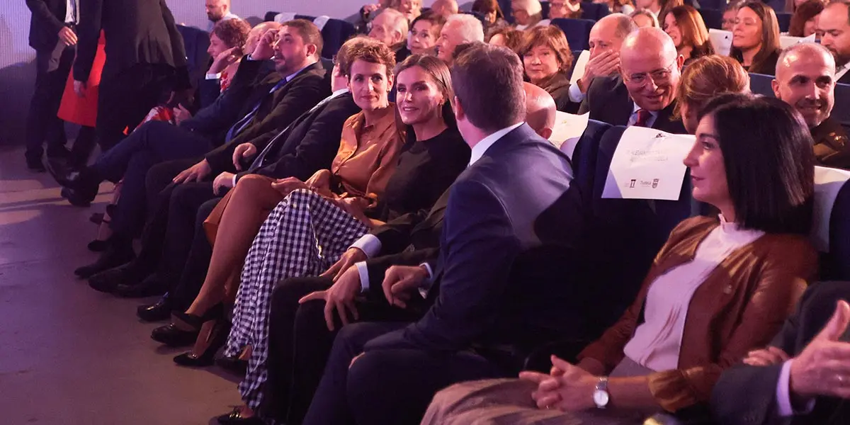 Tudela Visita Reina Letizia Opera Prima 2022 Junto autoridades.jpg 12