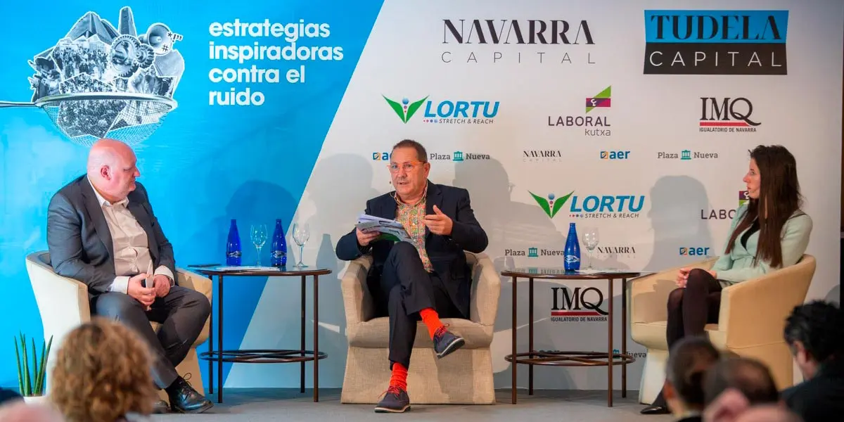 Jes&uacute;s Jim&eacute;nez, de Navarra Capital; Joseba de Echarri, de Proyectos Echarri; y Leire Anc&iacute;n, de Viscofan