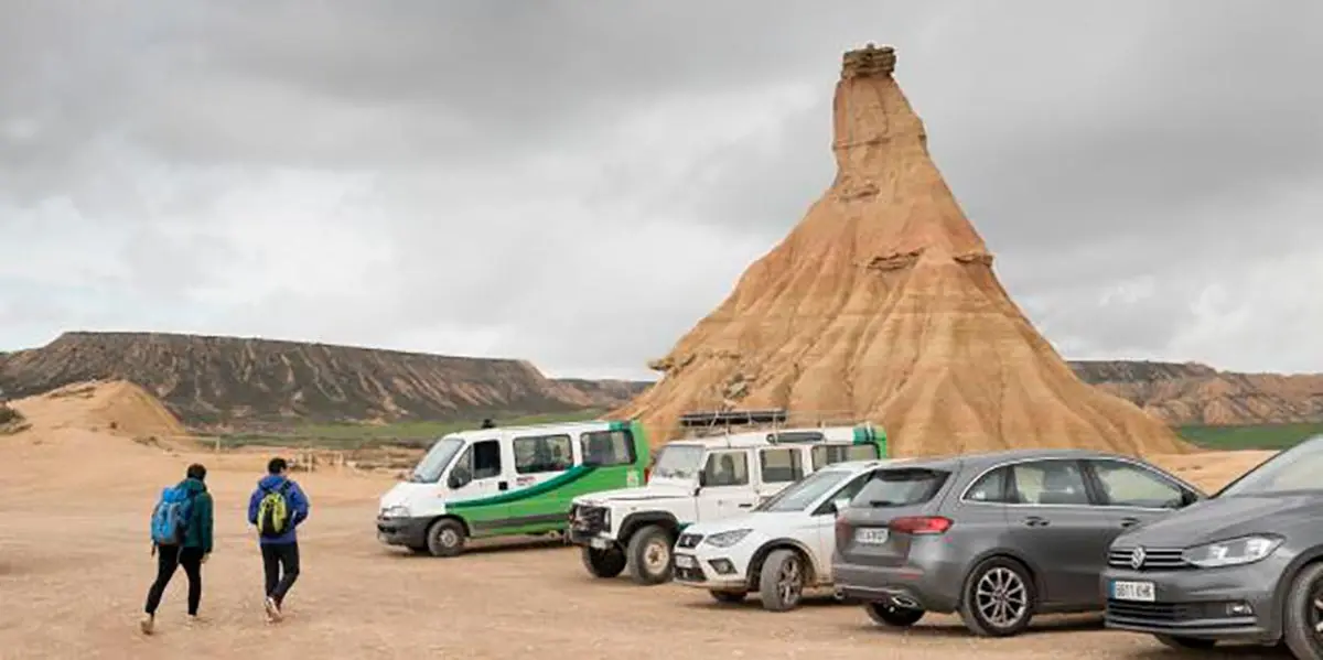 Turistas en las Bardenas Reales de Navarra