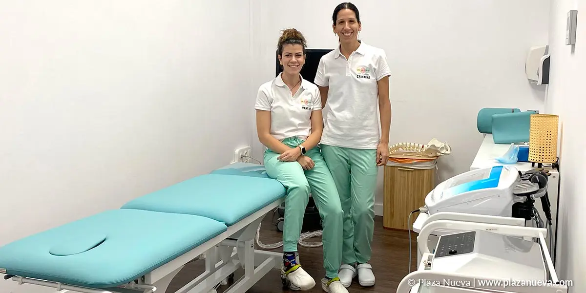Vanesa y Cristina, responsables de De la mano Fisioterapia