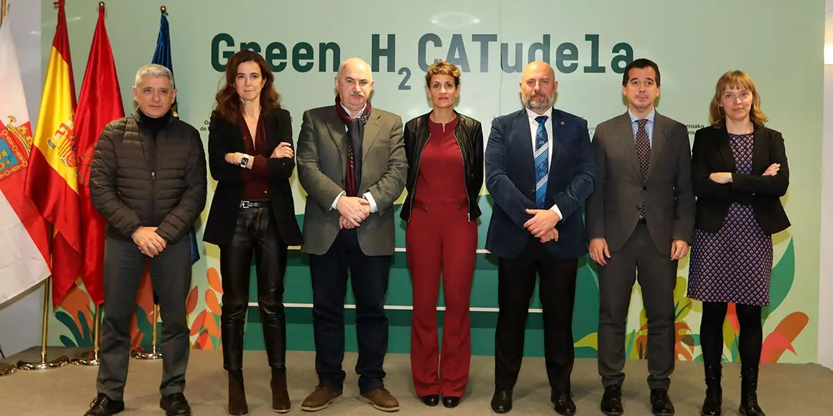 Jes&uacute;s Sesma, Jos&eacute; M.&ordf; Aierdi, Jos&eacute; Luis Arasti, Mikel Irujo e Isabel Vicente