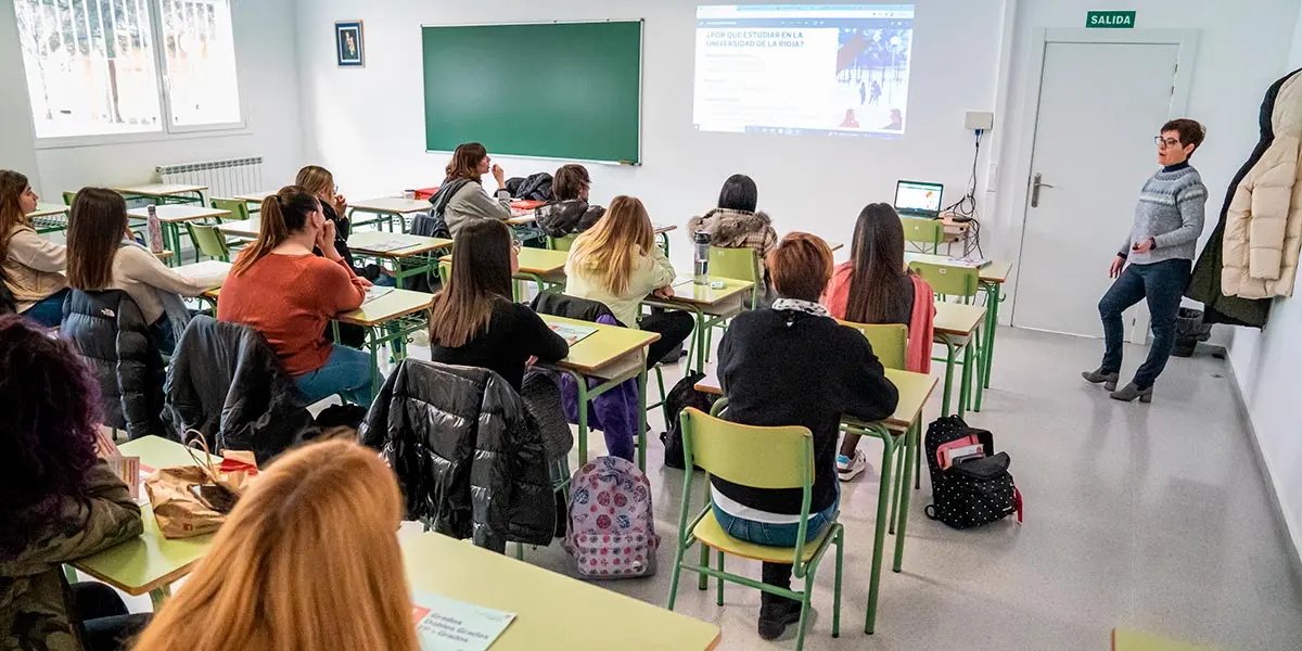Universidad La Rioja institutos