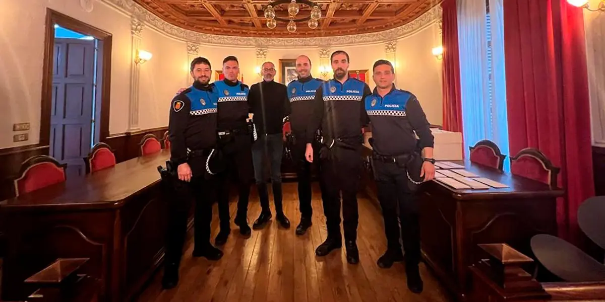Los cuatro agentes son Carlos Serrano, Francisco Javier En&eacute;riz, Rub&eacute;n Coloma y V&iacute;ctor R&aacute;ndez