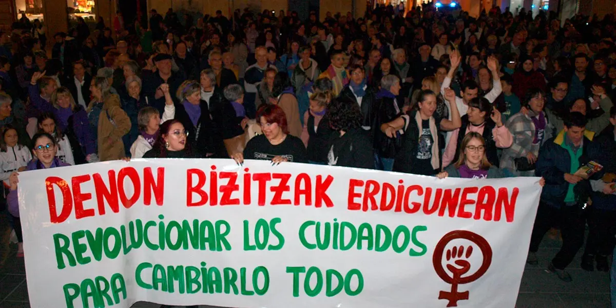 8M Tudela desde la plaza