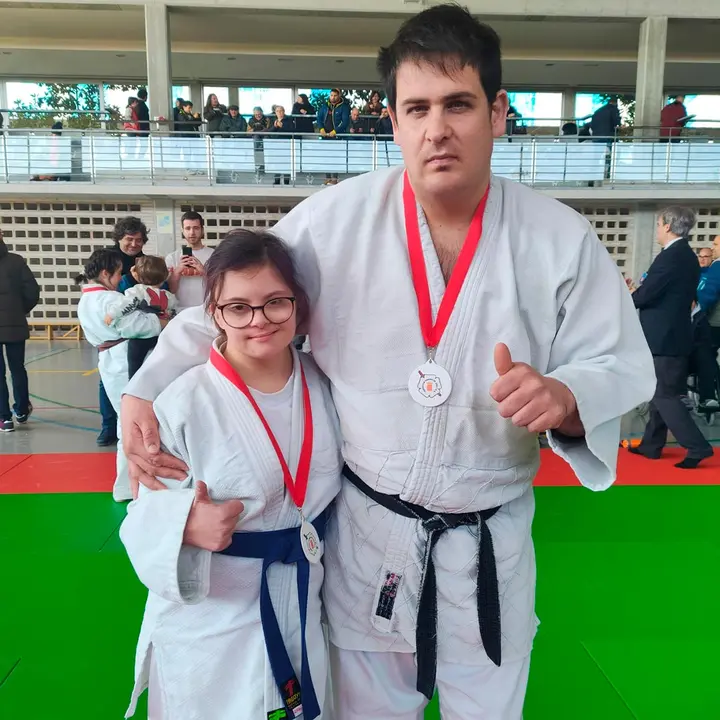 Leyre Perez y Julen Alava
