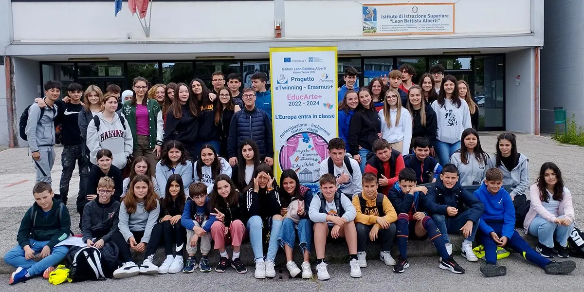 Alumnado de Italia, Francia y Espa&ntilde;a en la movilidad a Italia