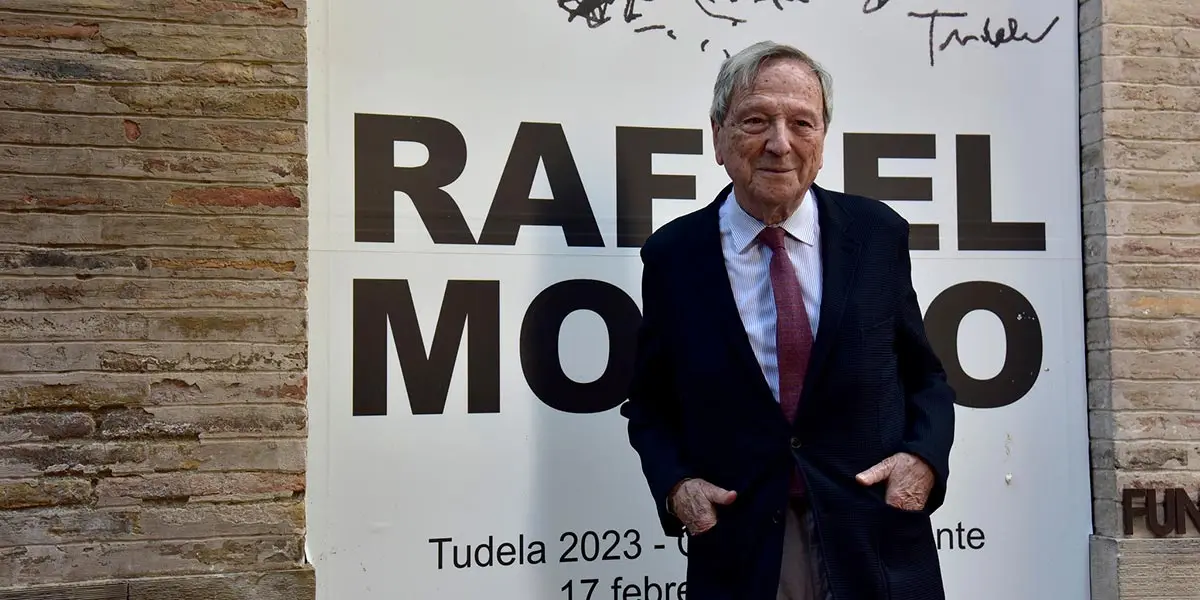 Rafael Moneo en el cierre de su exposici&oacute;n en la Casa del Almirante