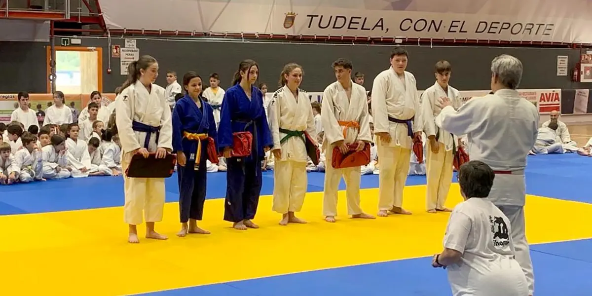 Gimnasio Shogun 45 aniversario Siete de los nueve finalistas nacionales