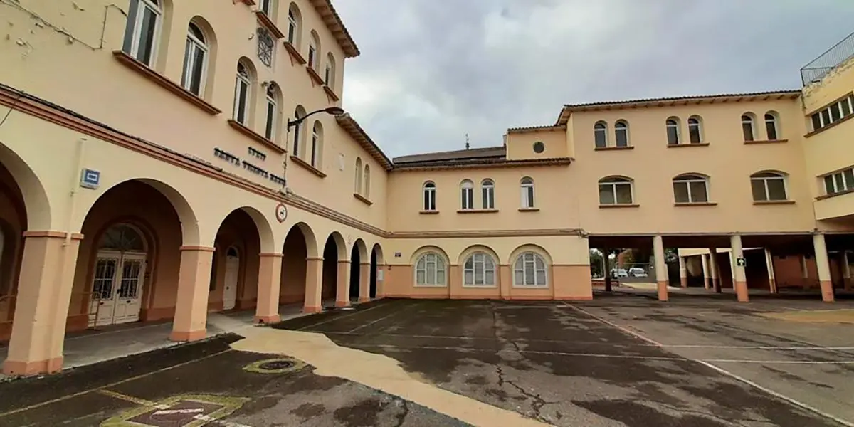 Antiguo colegio p&uacute;blico Cascante centro musical