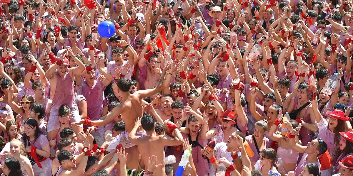Cohete sin camiseta 2022