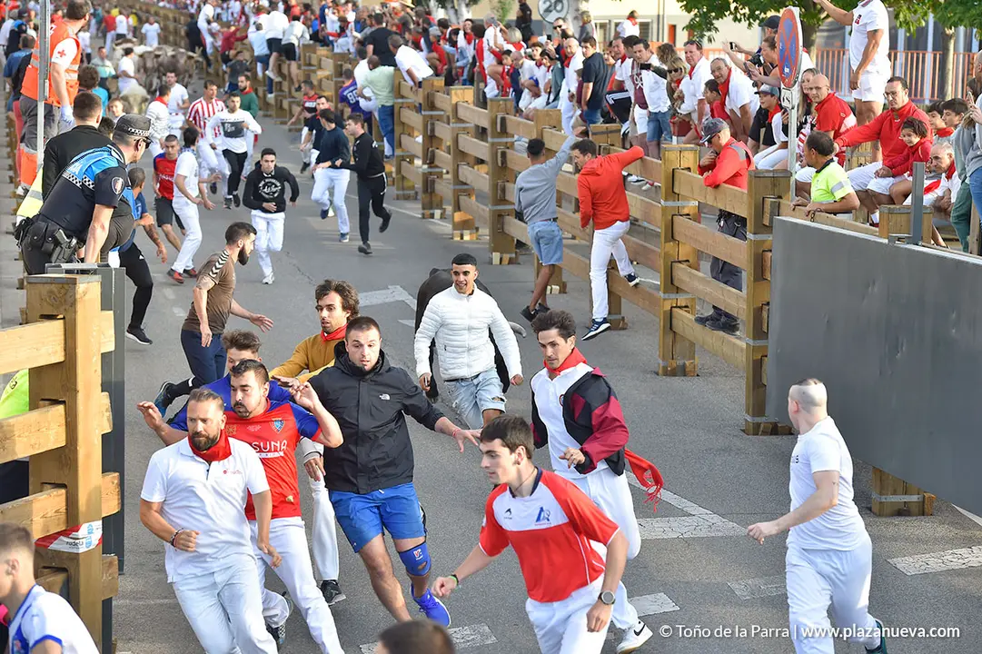 FIESTAS2023_25_ENCIERRO (3)