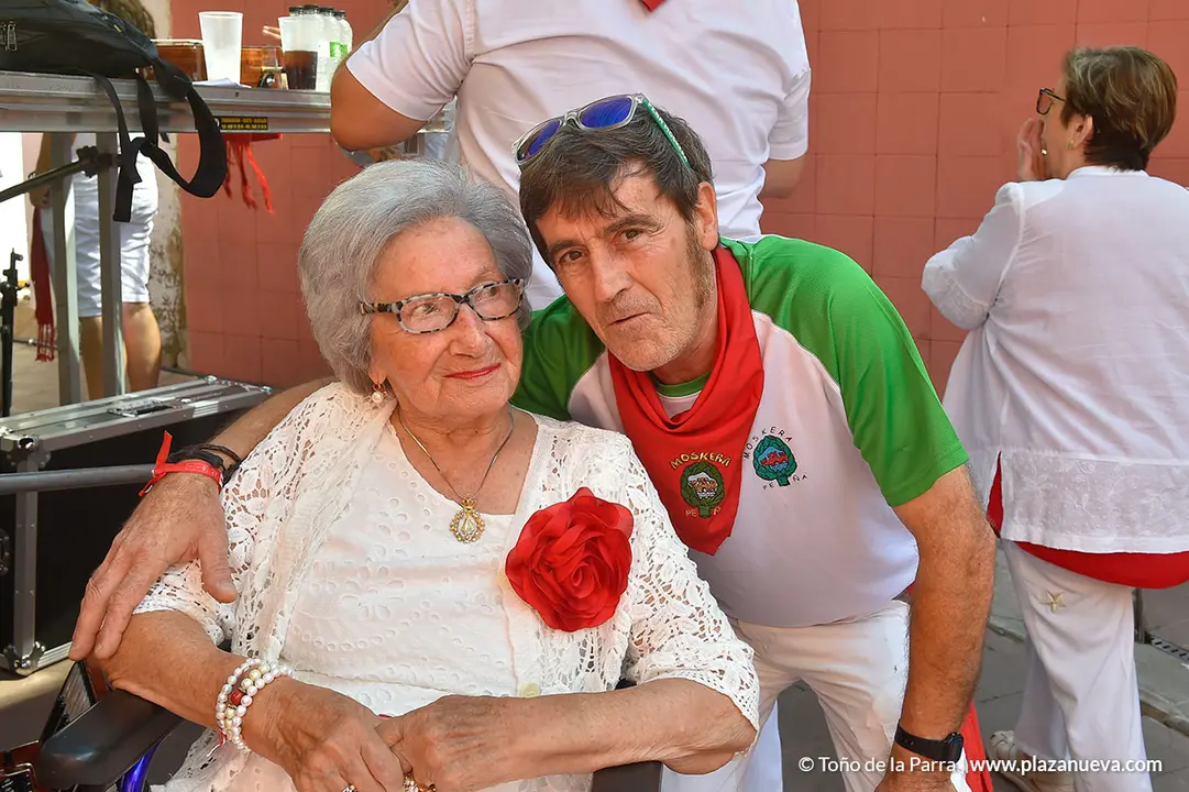 FIESTAS2023_27_ABUELA (1)