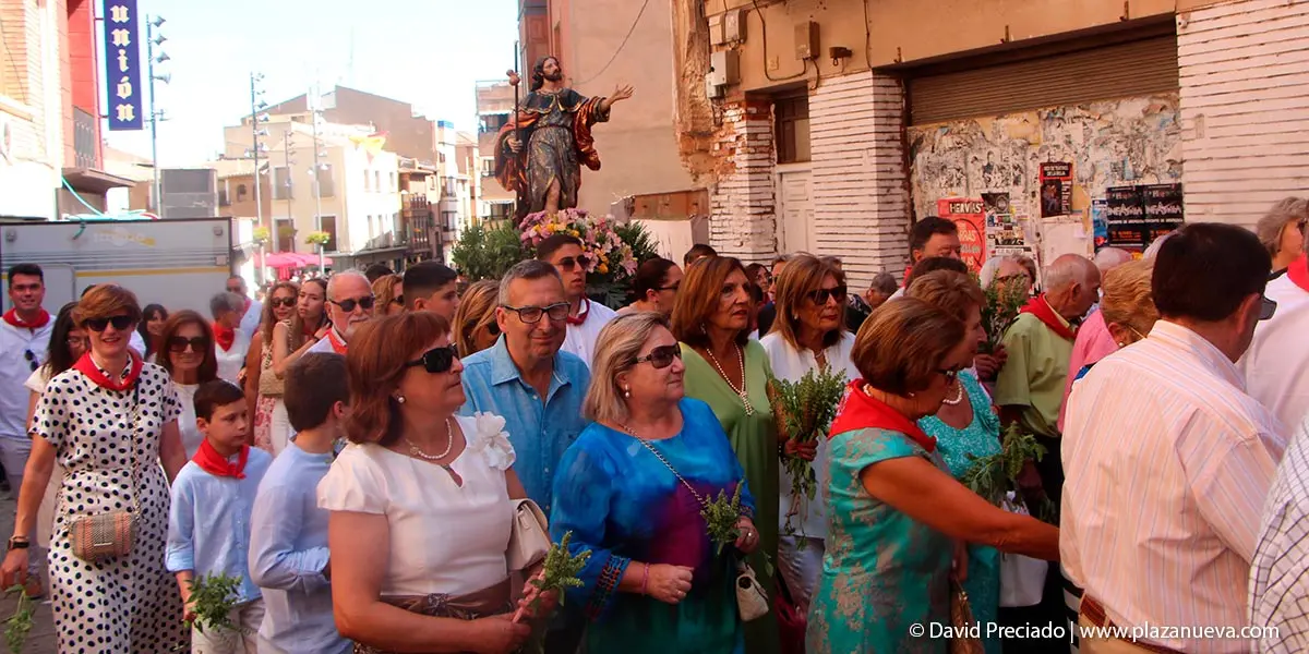 Procesi&oacute;n en honor a los patronos San Roque y San Ezequiel 14