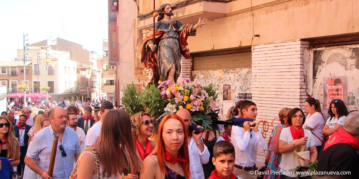 Procesi&oacute;n en honor a los patronos San Roque y San Ezequiel 15