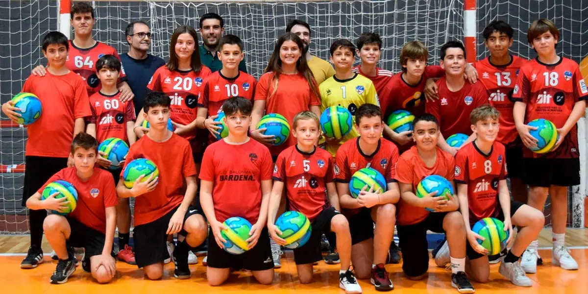 Tudela Balonmano Bardenas 4 presentaci&oacute;n Infantil Mixto
