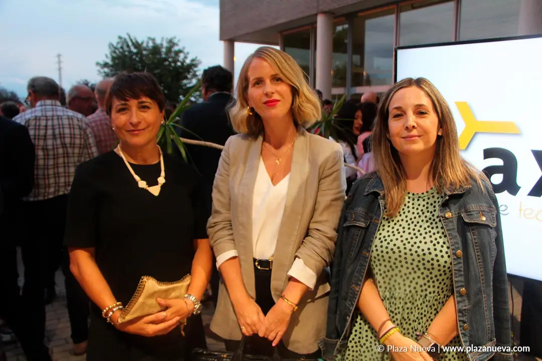 Marian Alfaro (Ostiz Audiovisuales y Navarra Capital), Isabel Larri&oacute;n (Instituci&oacute;n Futuro) y Ana Yerro (Instituci&oacute;n Futuro)