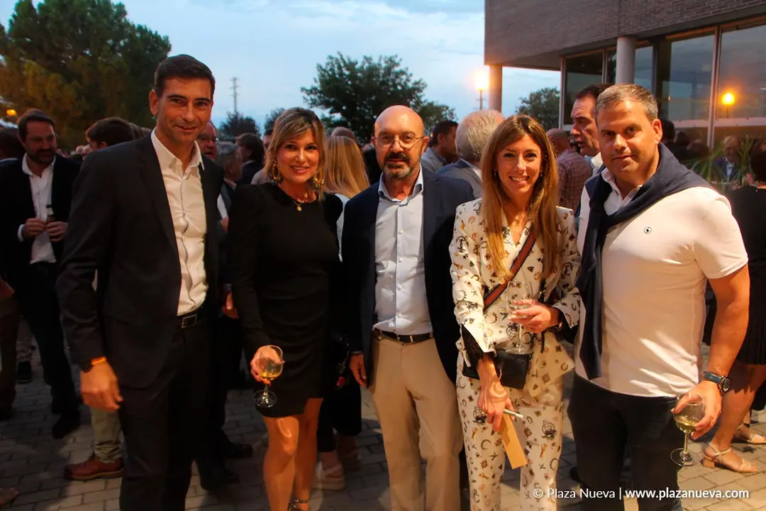 Javier Jim&eacute;nez (GAZPI Comercial), Laura Sand&uacute;a (Aceites Sand&uacute;a), Ernesto Oliver Enhol (Grupo Enhol), Natalia Oliver Enhol (Grupo Enhol) y Danny Im&iacute;zcoz (Matukio)