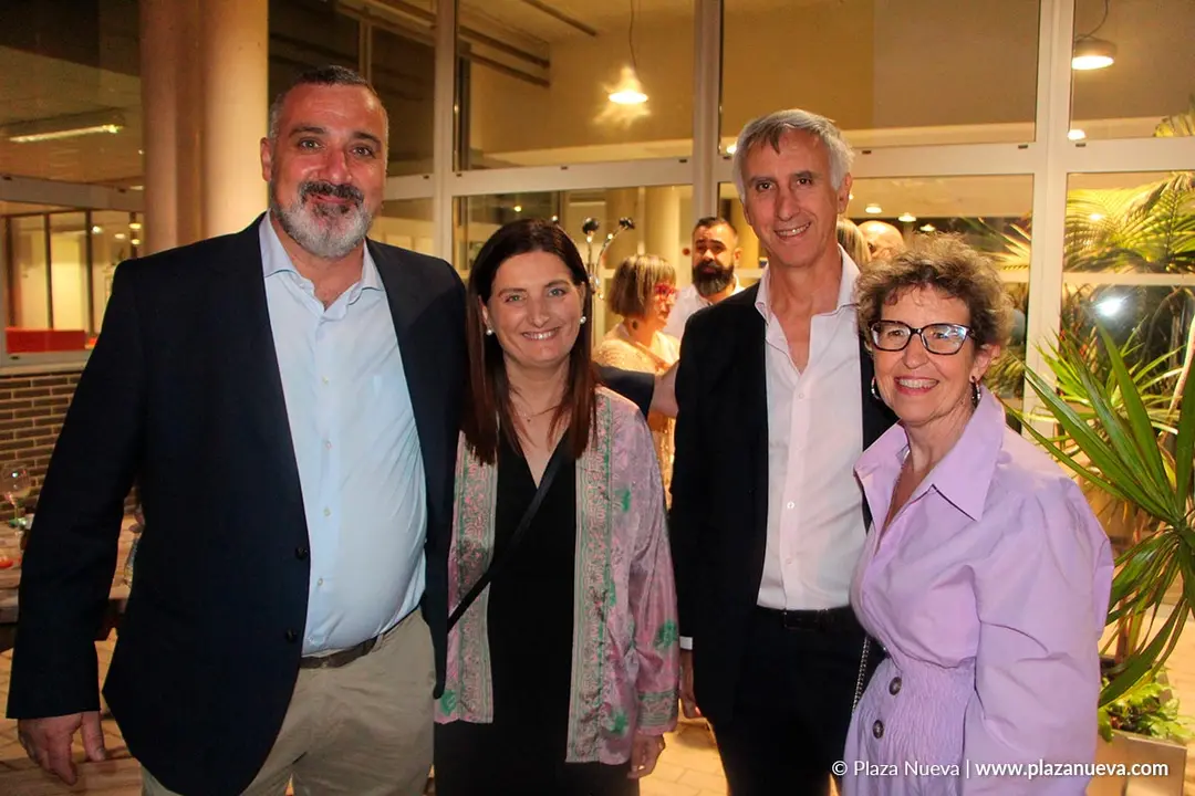 Javier P&eacute;rez (PERAP), Eva Garate (Electricidad Neum&aacute;tica JP y Perap), Miguel &Aacute;ngel Pozos (Talleres Garde e Hijos) y Mar&iacute;a Pilar Garde (Talleres Garde e Hijos)