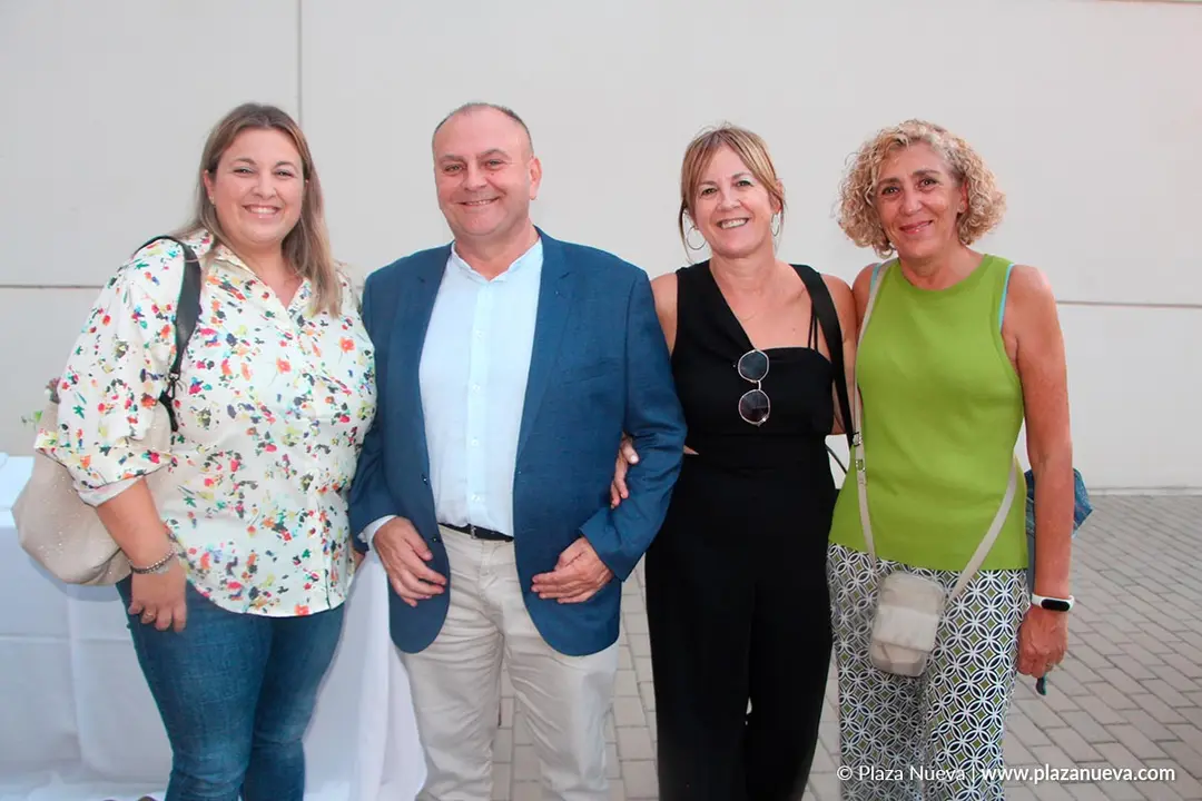 Isabel Laguna (Asesor&iacute;a Ram&iacute;rez), Javier Sang&uuml;esa (AT Sang&uuml;esa), Cristina Jim&eacute;nez (AT Sang&uuml;esa) y Mar&iacute;a Jos&eacute; Ram&iacute;rez (AT Sang&uuml;esa)