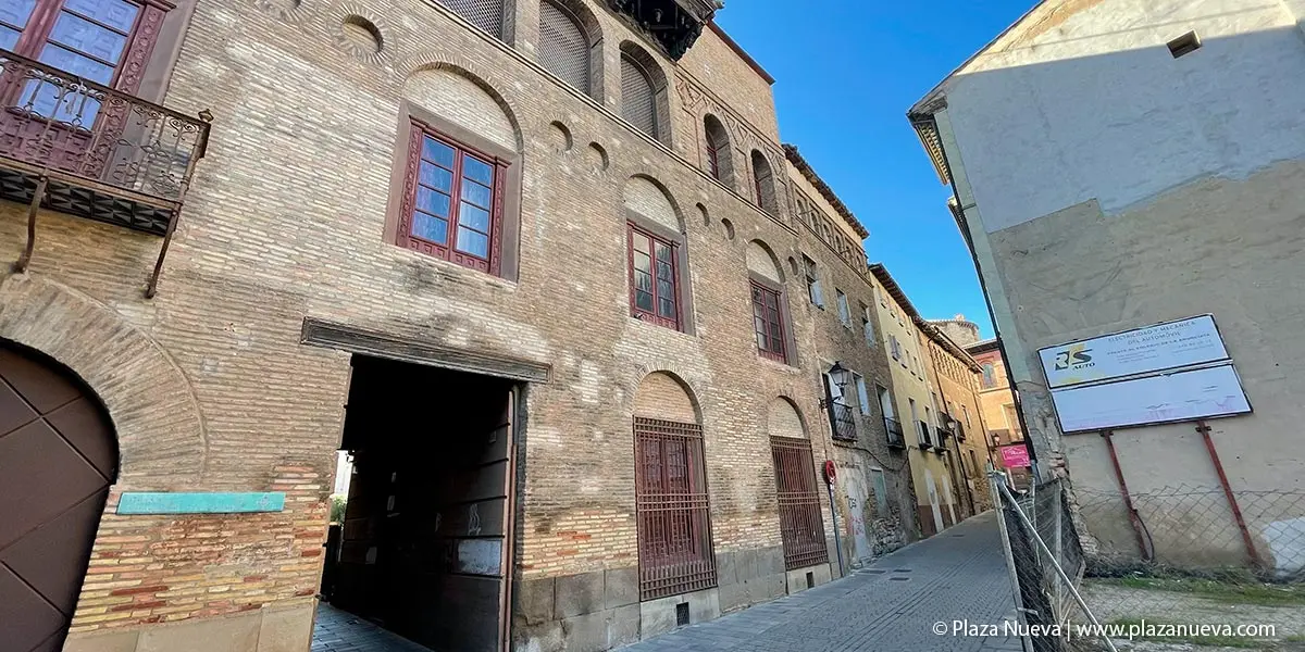 Sede de la UNED Tudela en la calle Magall&oacute;n