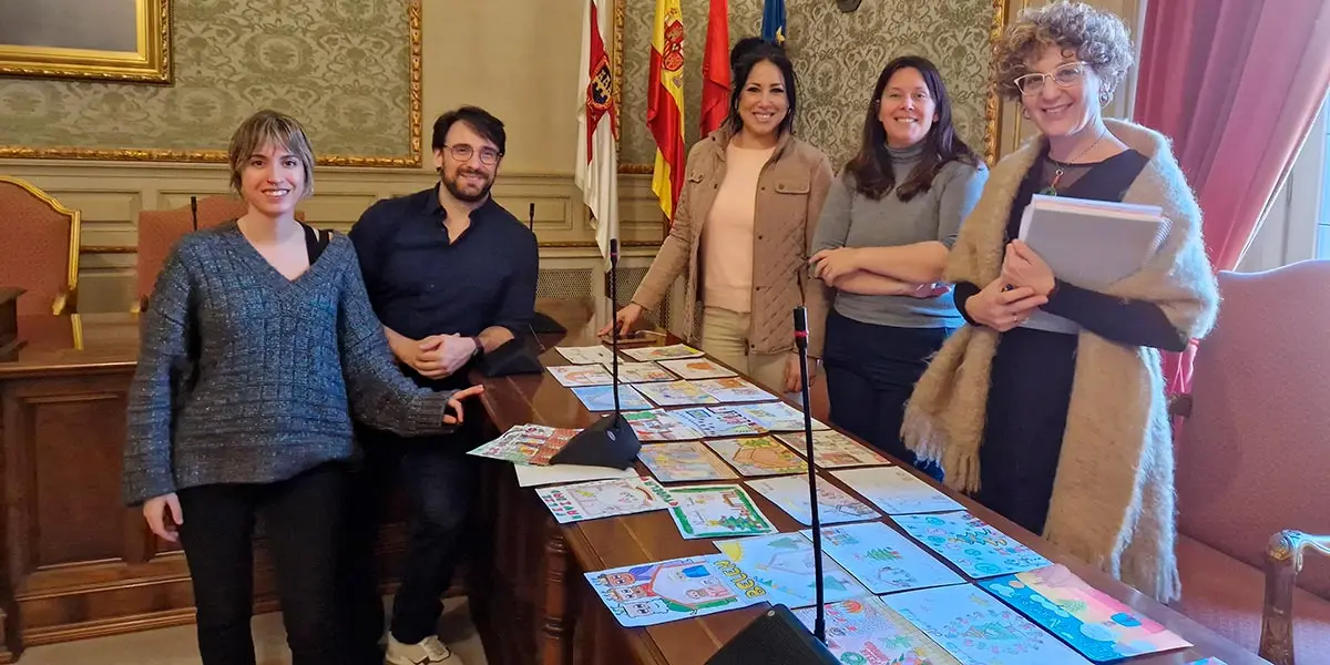 El jurado calificador del concurso ha estado compuesto por los concejales Ver&oacute;nica Gormedino, Irune Garc&iacute;a, Eduardo Vidondo, Eva Eliceche y como secretaria ha actuado la oficial administrativo de Festejos
