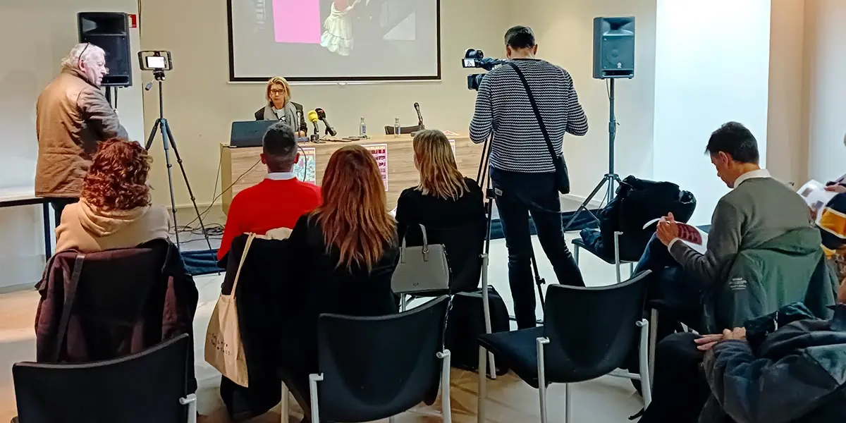 Ic&iacute;ar Les Urra en la presentaci&oacute;n de la nueva temporada del Teatro Gaztambide