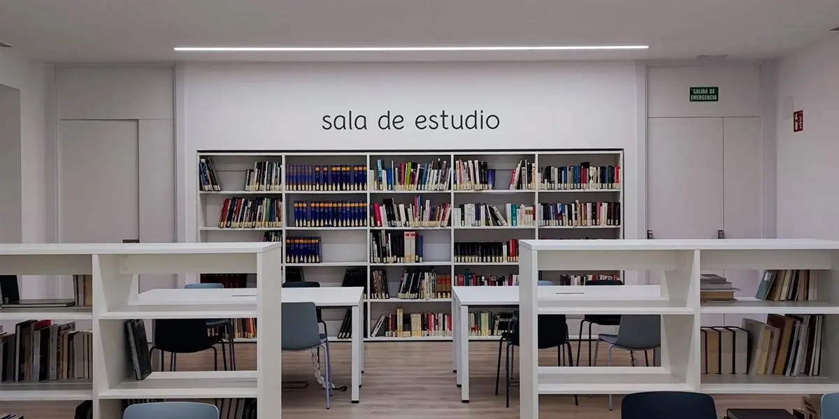 Fusti&ntilde;ana estrena nuevo Centro Cultural 3