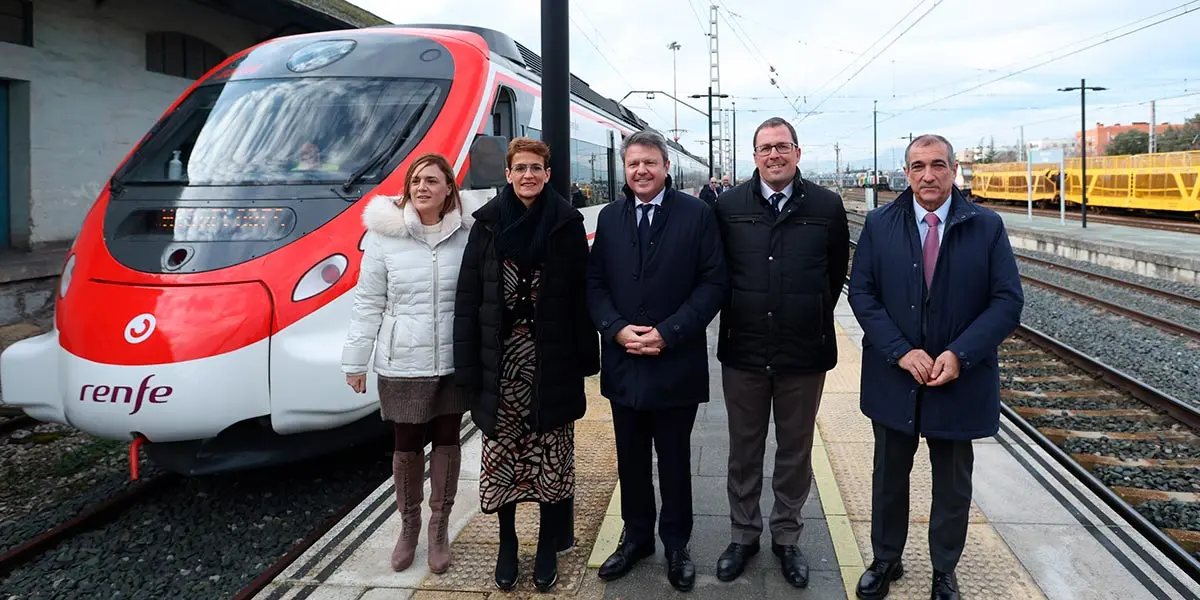 Alicia Echeverr&iacute;a, Mar&iacute;a Chivite, Jos&eacute; Antonio Santano, Ra&uuml;l Blanco y &Oacute;scar Chivite