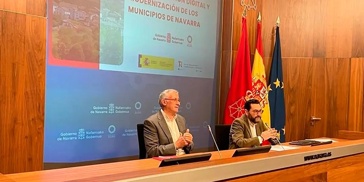 La presentaci&oacute;n corri&oacute; a cargo del vicepresidente primero y consejero de Presidencia e Igualdad, F&eacute;lix Taberna, junto con el director general de Administraci&oacute;n Local y Despoblaci&oacute;n, Jes&uacute;s Mari Rodr&iacute;guez