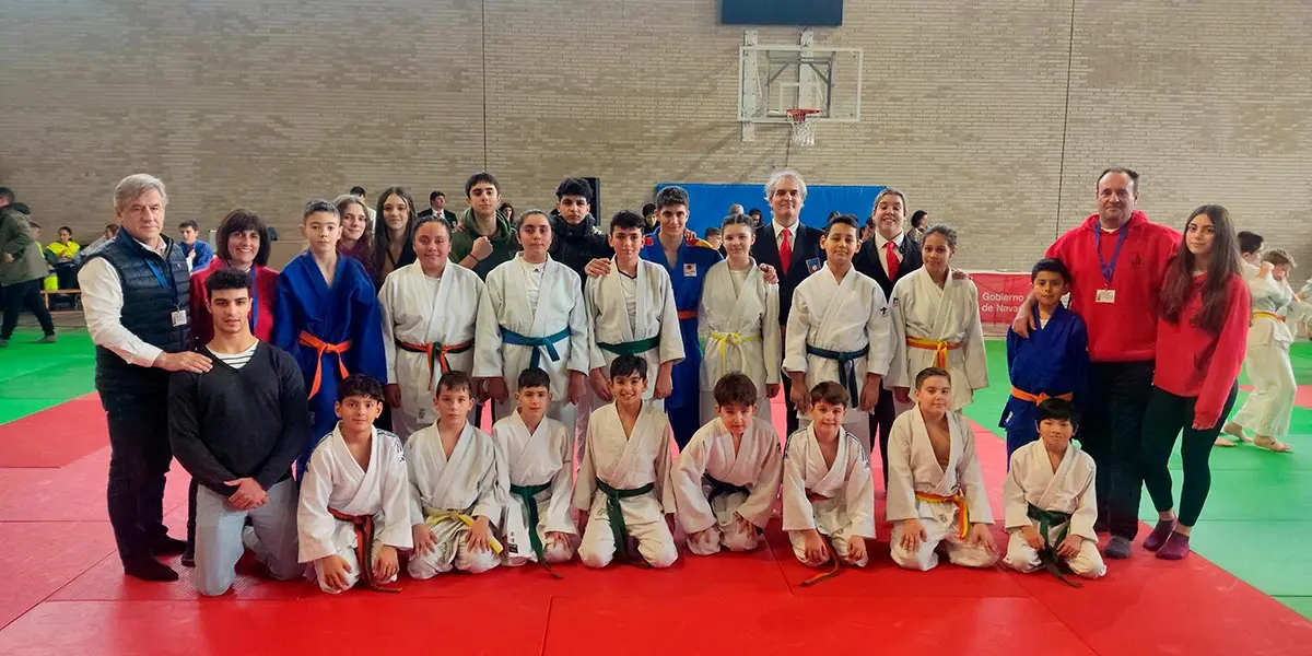 El equipo Shogun en los Juegos Deportivos de Navarra de Judo Alev&iacute;n Primera Jornada 2024