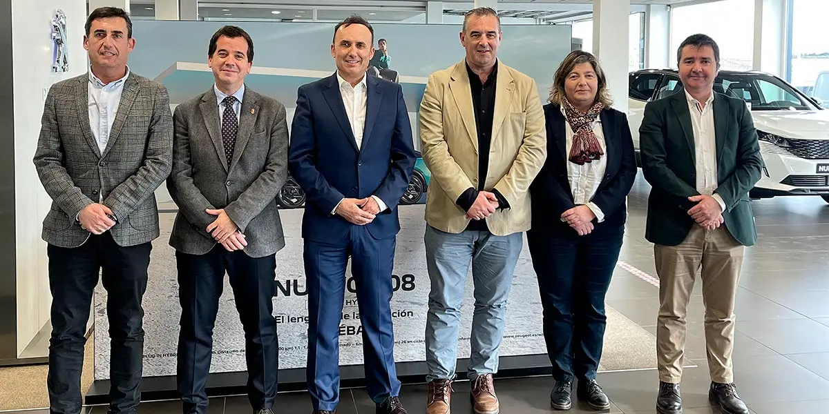 Junto al consejero Irujo tambi&eacute;n acudieron Mar&iacute;a Luisa Elguea, Javier Aiape y Rafael Loscos, como representantes de la Asociaci&oacute;n Empresarial Ribera (AER) y de la Merindad de Estella (Laseme)