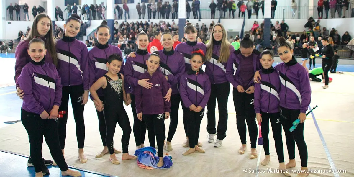 El VIII Torneo R&iacute;tmica de Murchante cont&oacute; con la participaci&oacute;n de m&aacute;s de ochenta gimnastas