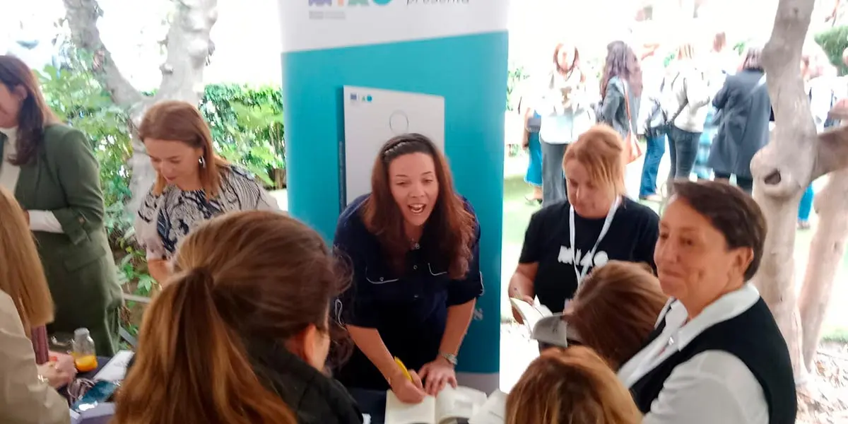 Rebeca P&eacute;rez Campo en la firma de libros que tuvo lugar en Madrid