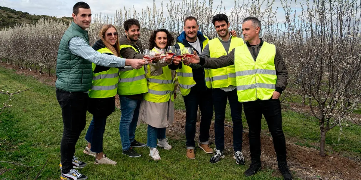 Los homenajeados en la fiesta de La Floraci&oacute;n del Endrino en Peralta