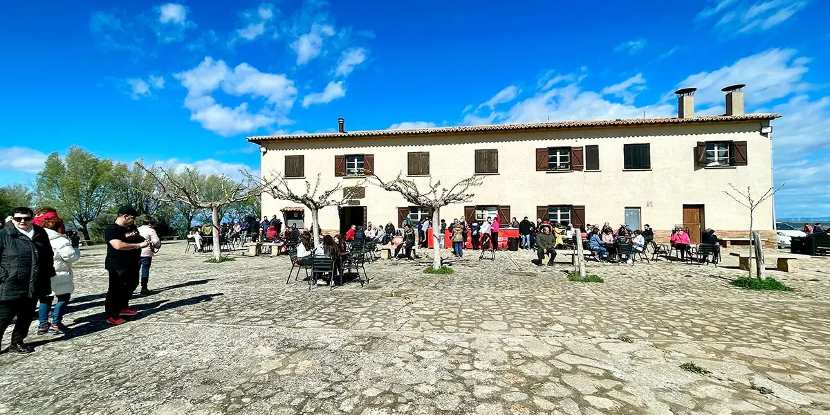 Peregrinaci&oacute;n de Arguedas y Cadreita a la Virgen del Yugo 1