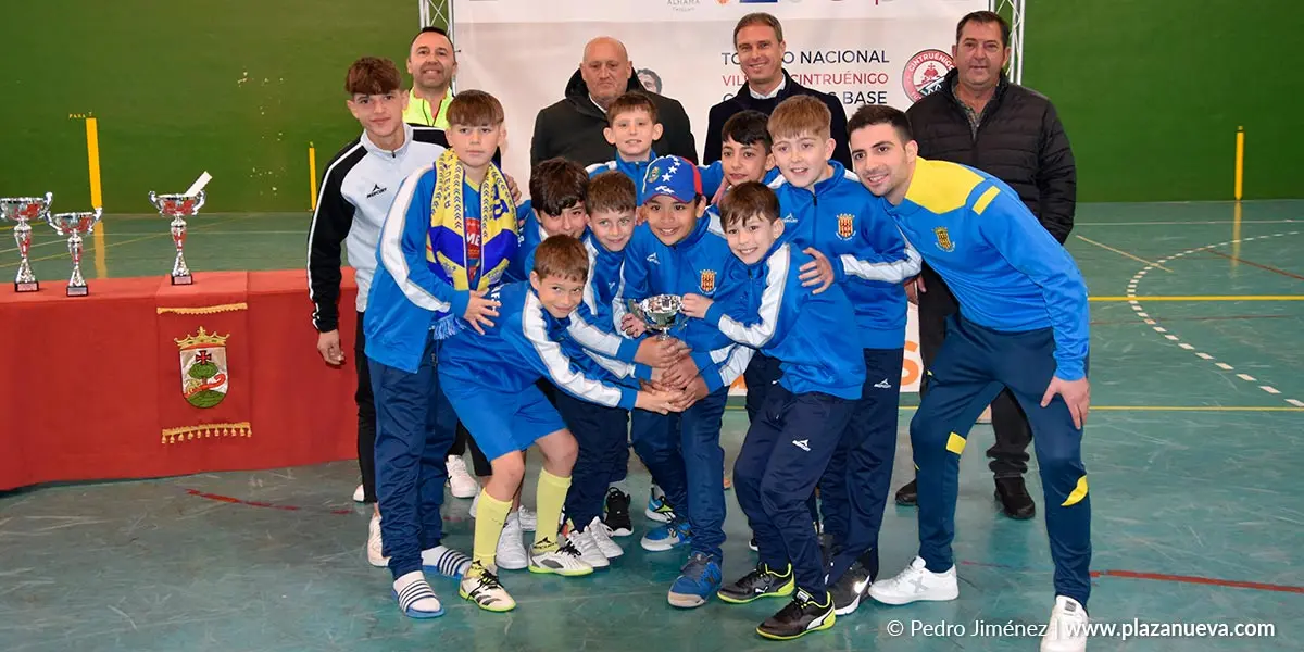 Equipo del CD Daroca subcampe&oacute;n en categoria alev&iacute;n