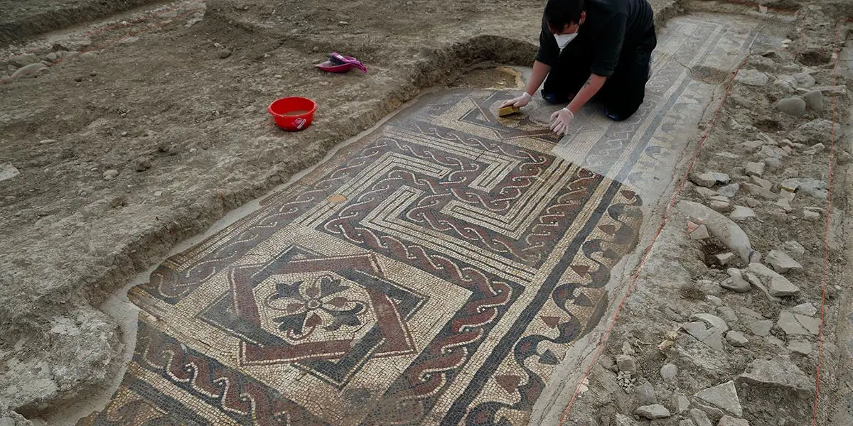 Trabajos arqueol&oacute;gicos en el yacimiento Campo de Arlas